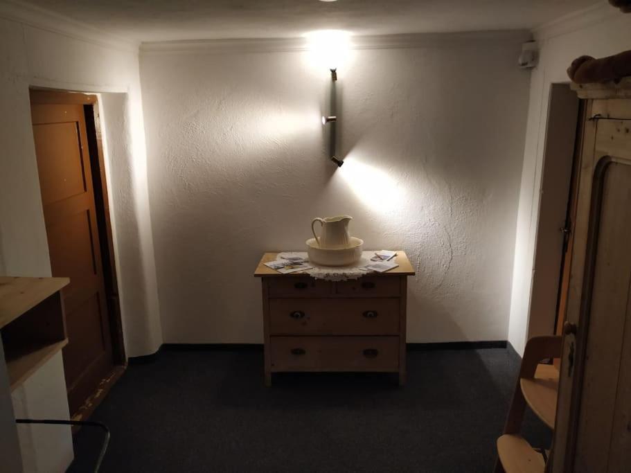 Upcycling Appartement Fischl - Nachhaltig Und Kreativ Wohnen Fuer Gross Und Klein Jenbach Luaran gambar