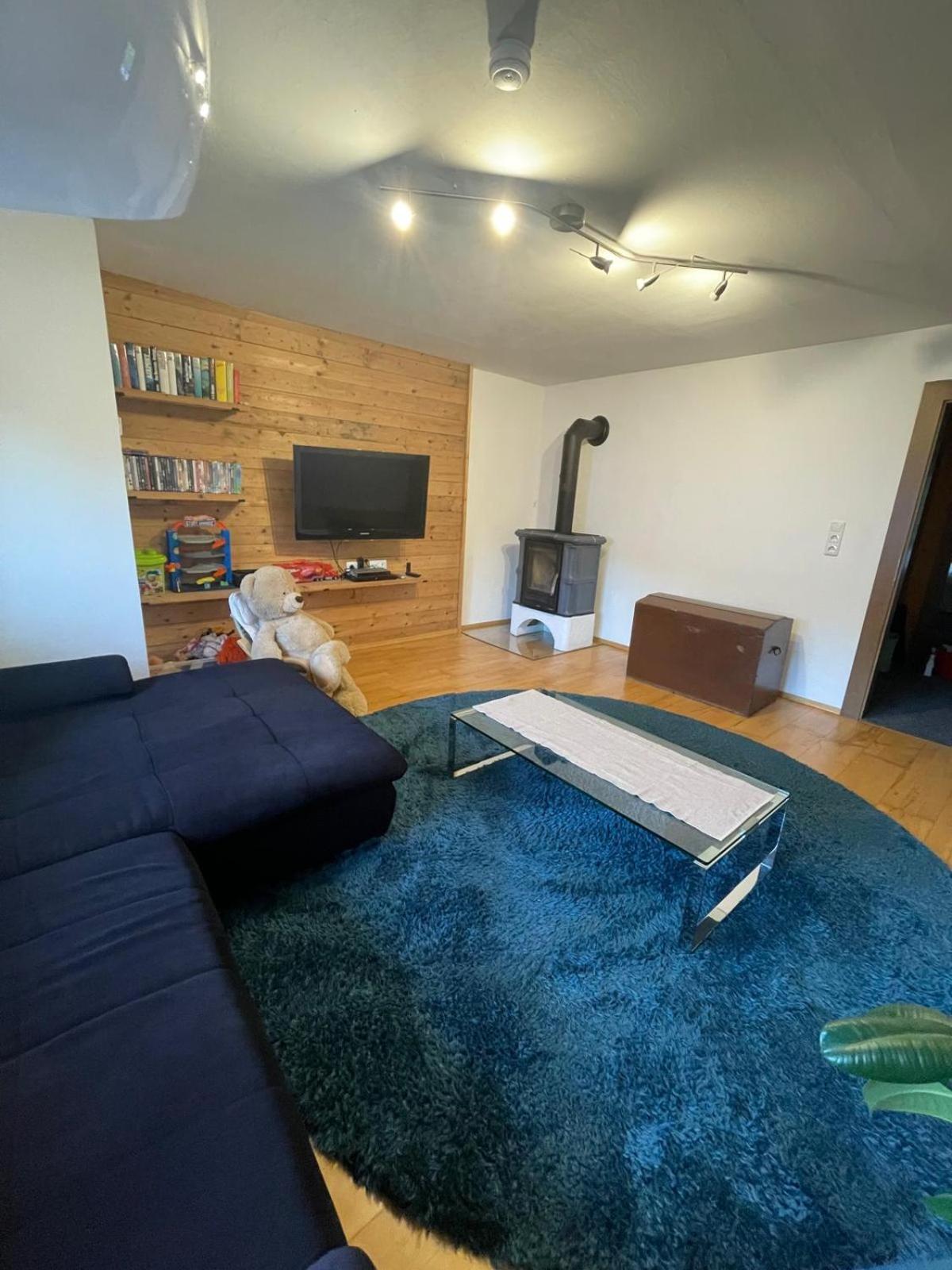 Upcycling Appartement Fischl - Nachhaltig Und Kreativ Wohnen Fuer Gross Und Klein Jenbach Luaran gambar